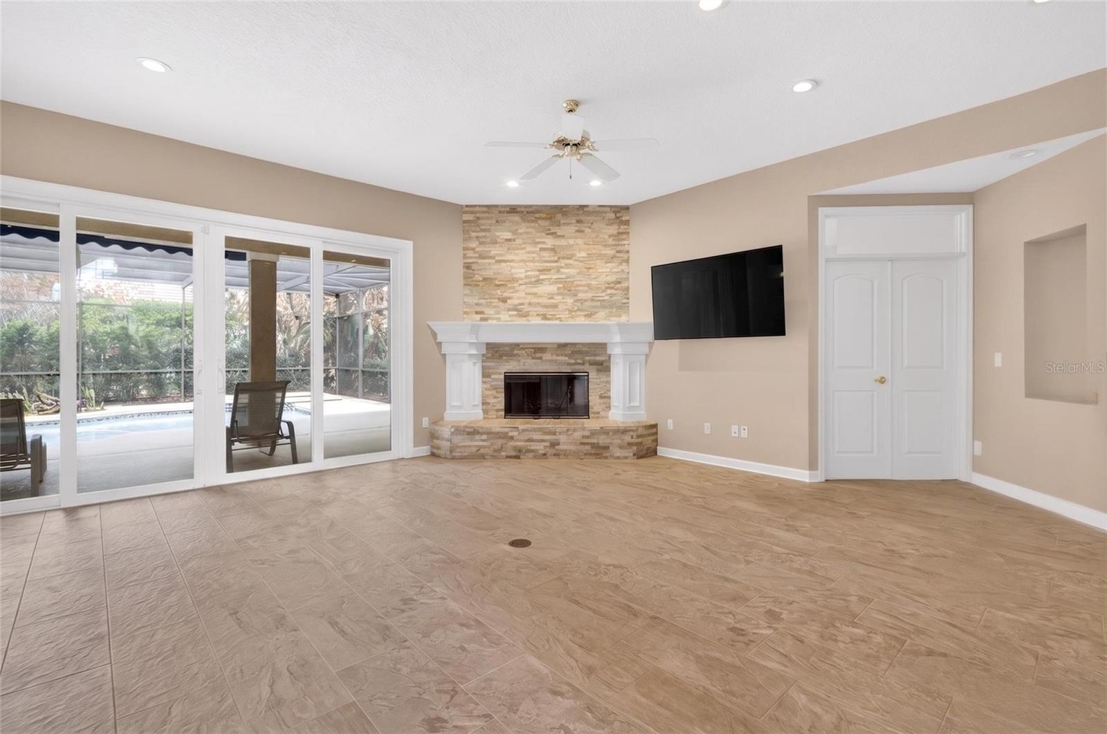 8738 BECKINGHAM PL, ORLANDO, FL, 32836
