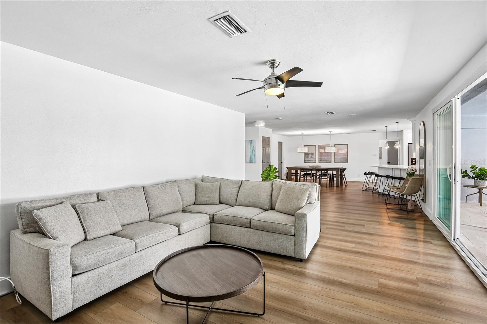 9622 OAKHURST RD, SEMINOLE, FL, 33776