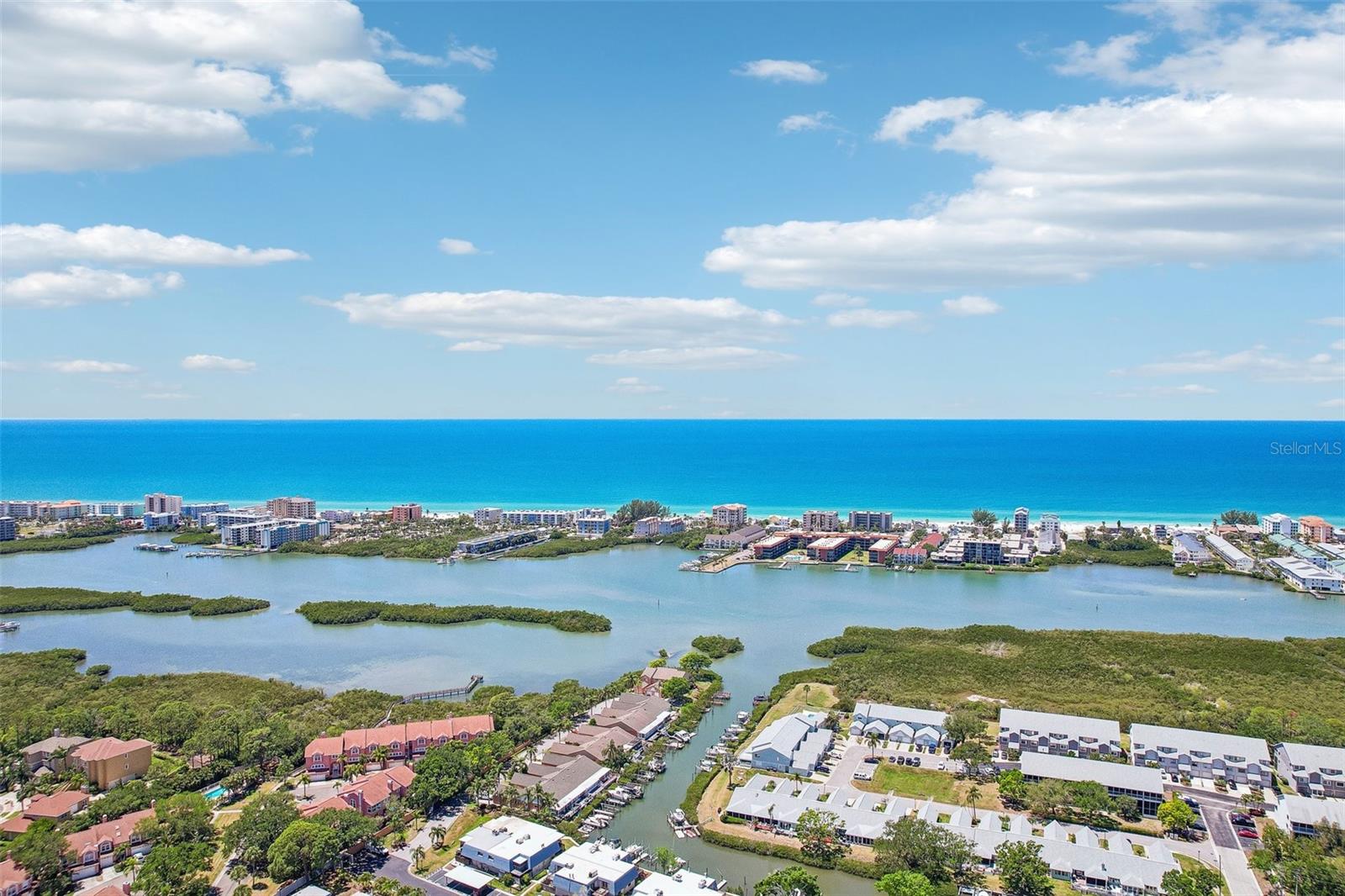 9622 OAKHURST RD, SEMINOLE, FL, 33776