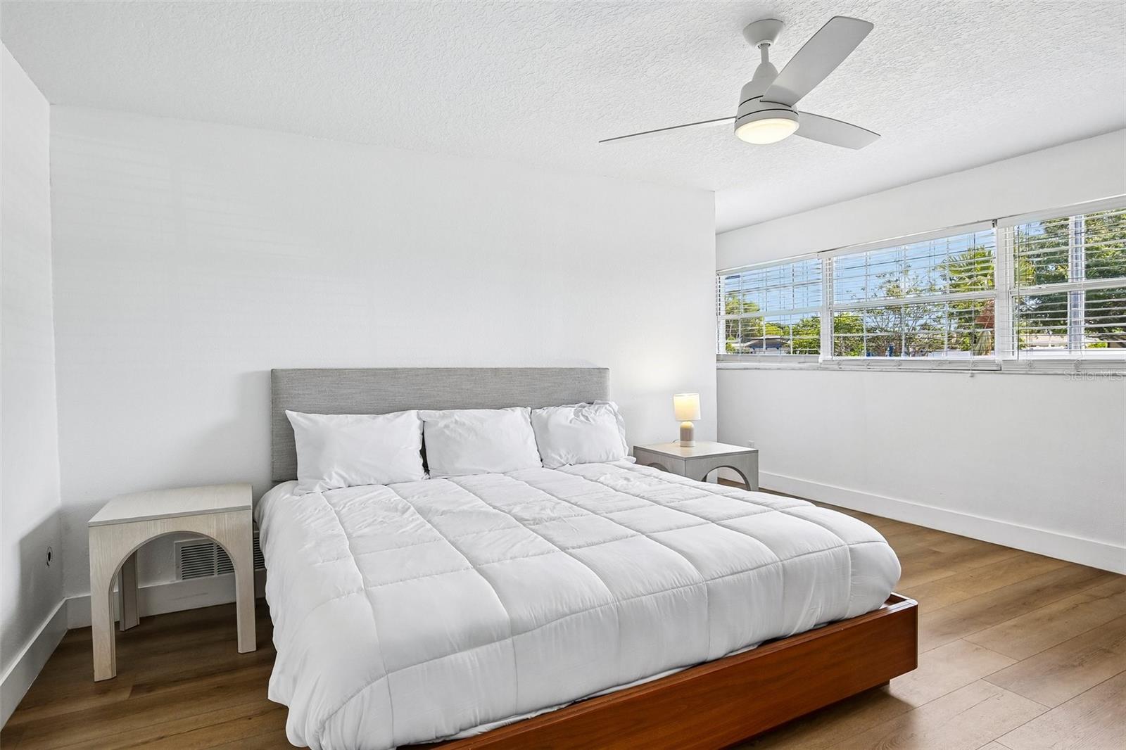 9622 OAKHURST RD, SEMINOLE, FL, 33776