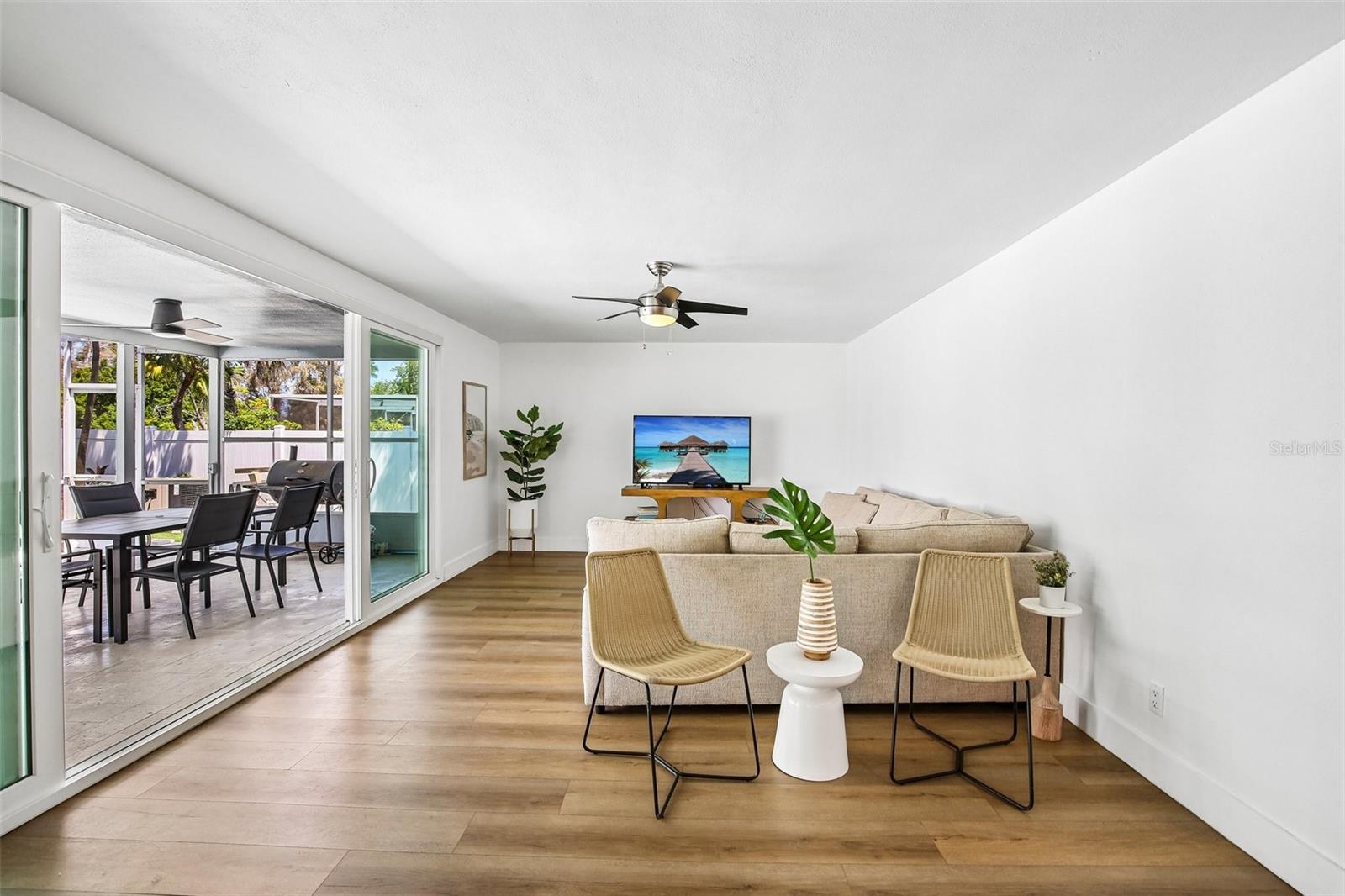 9622 OAKHURST RD, SEMINOLE, FL, 33776