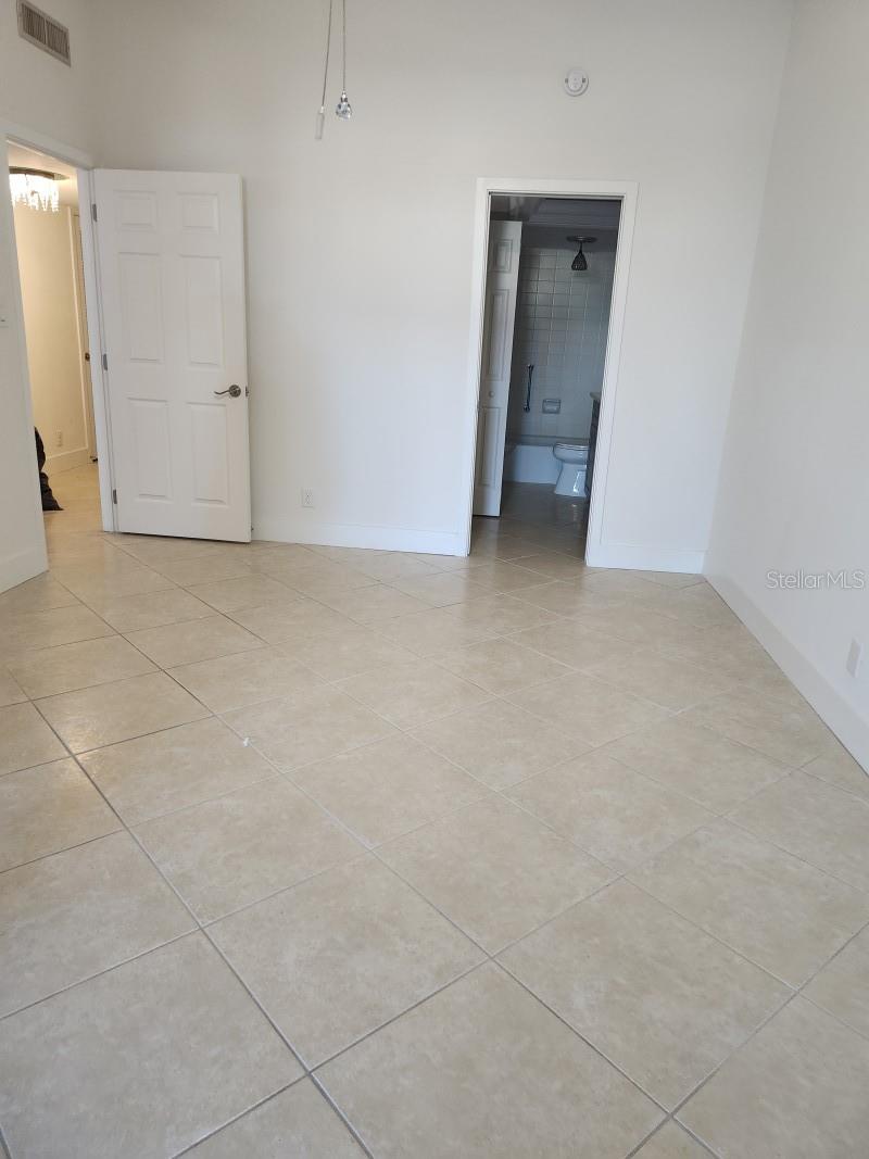 7400 SUN ISLAND DR S #107, SOUTH PASADENA, FL, 33707