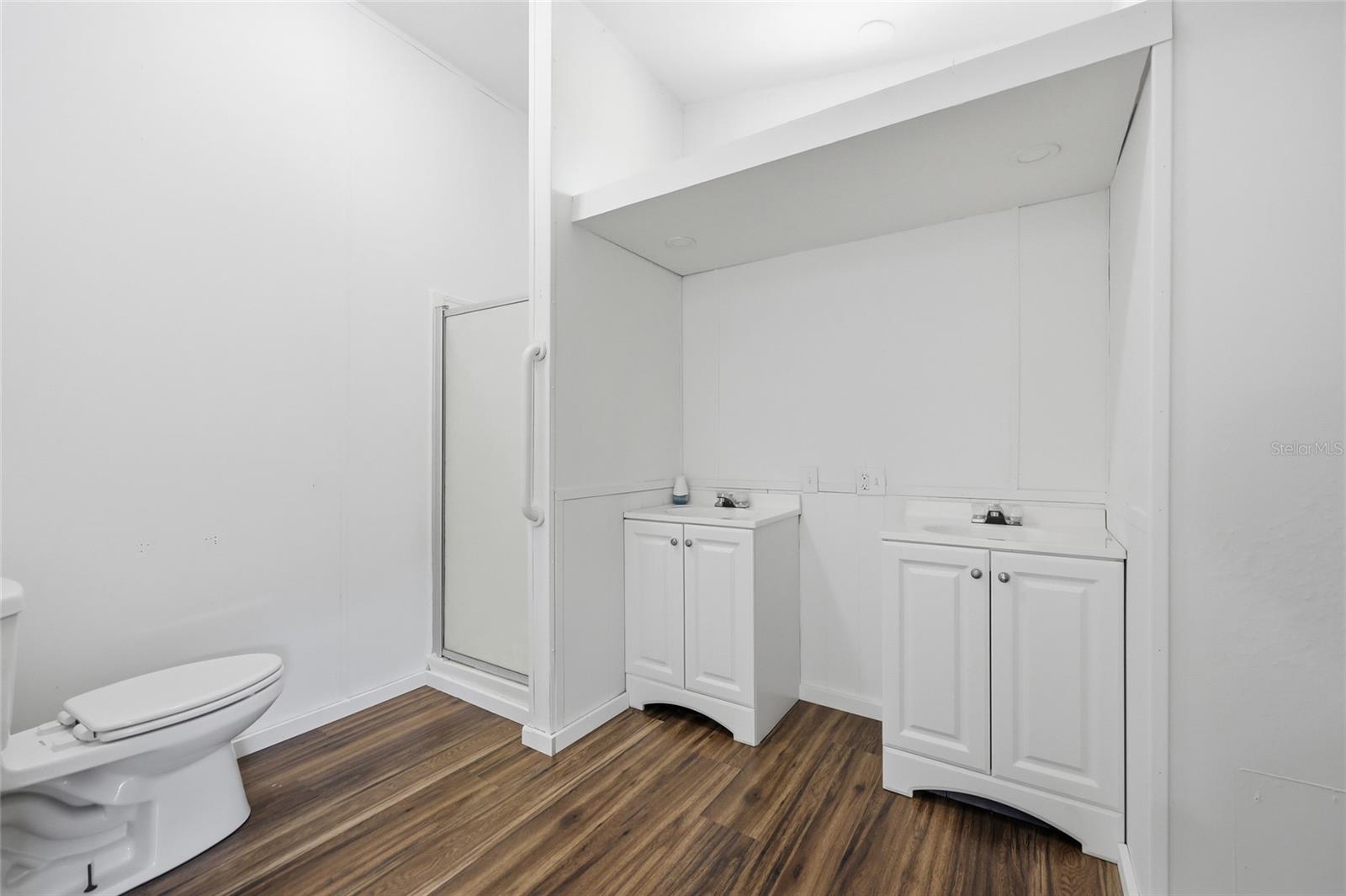 125 NW 40TH AVE, BELL, FL, 32619