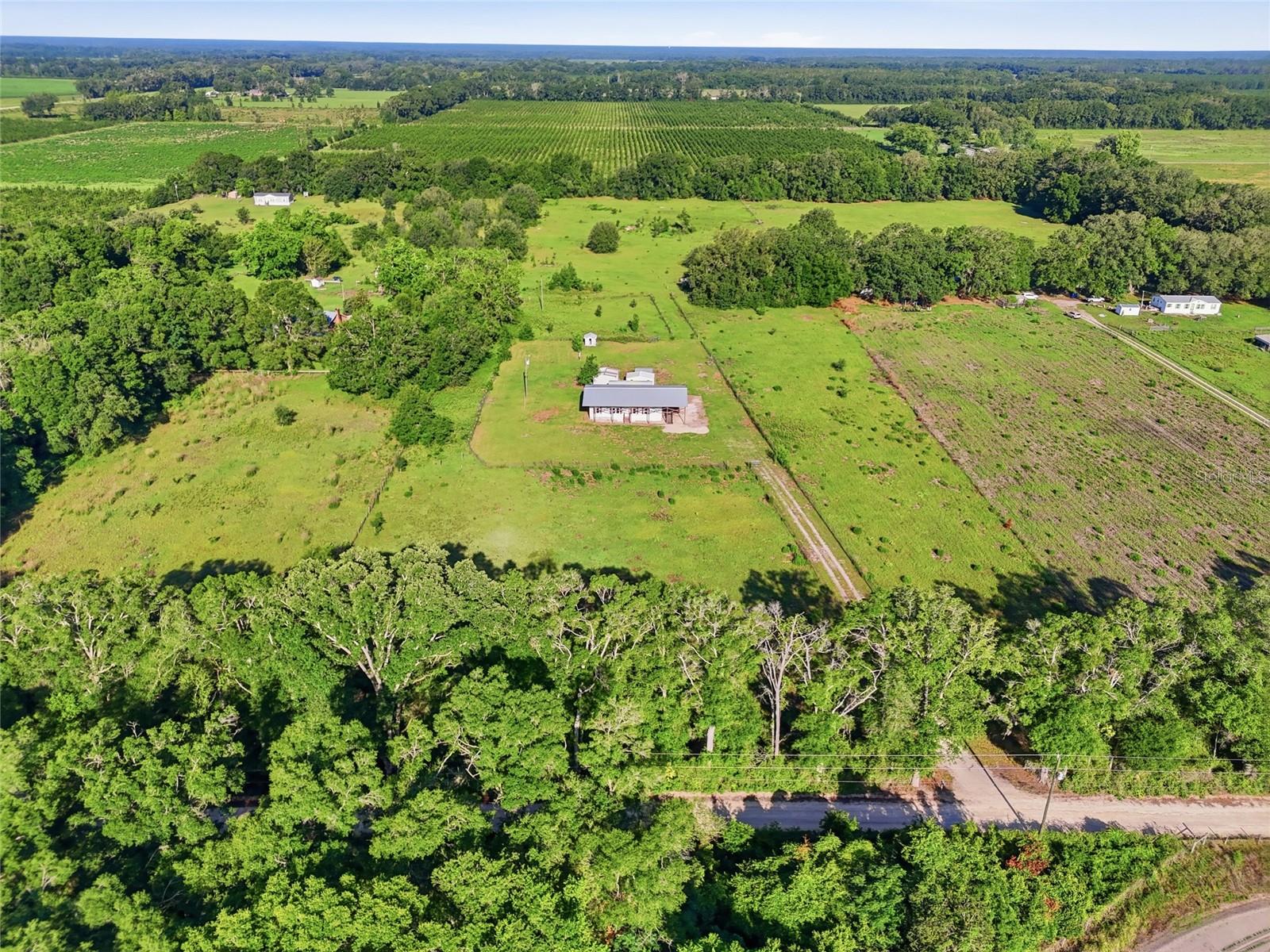 125 NW 40TH AVE, BELL, FL, 32619