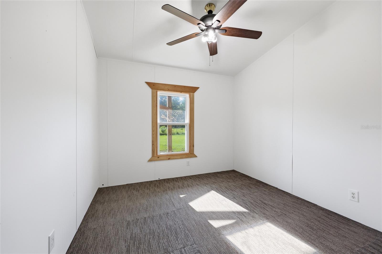 125 NW 40TH AVE, BELL, FL, 32619