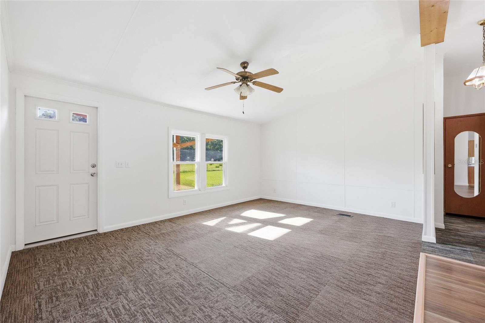 125 NW 40TH AVE, BELL, FL, 32619