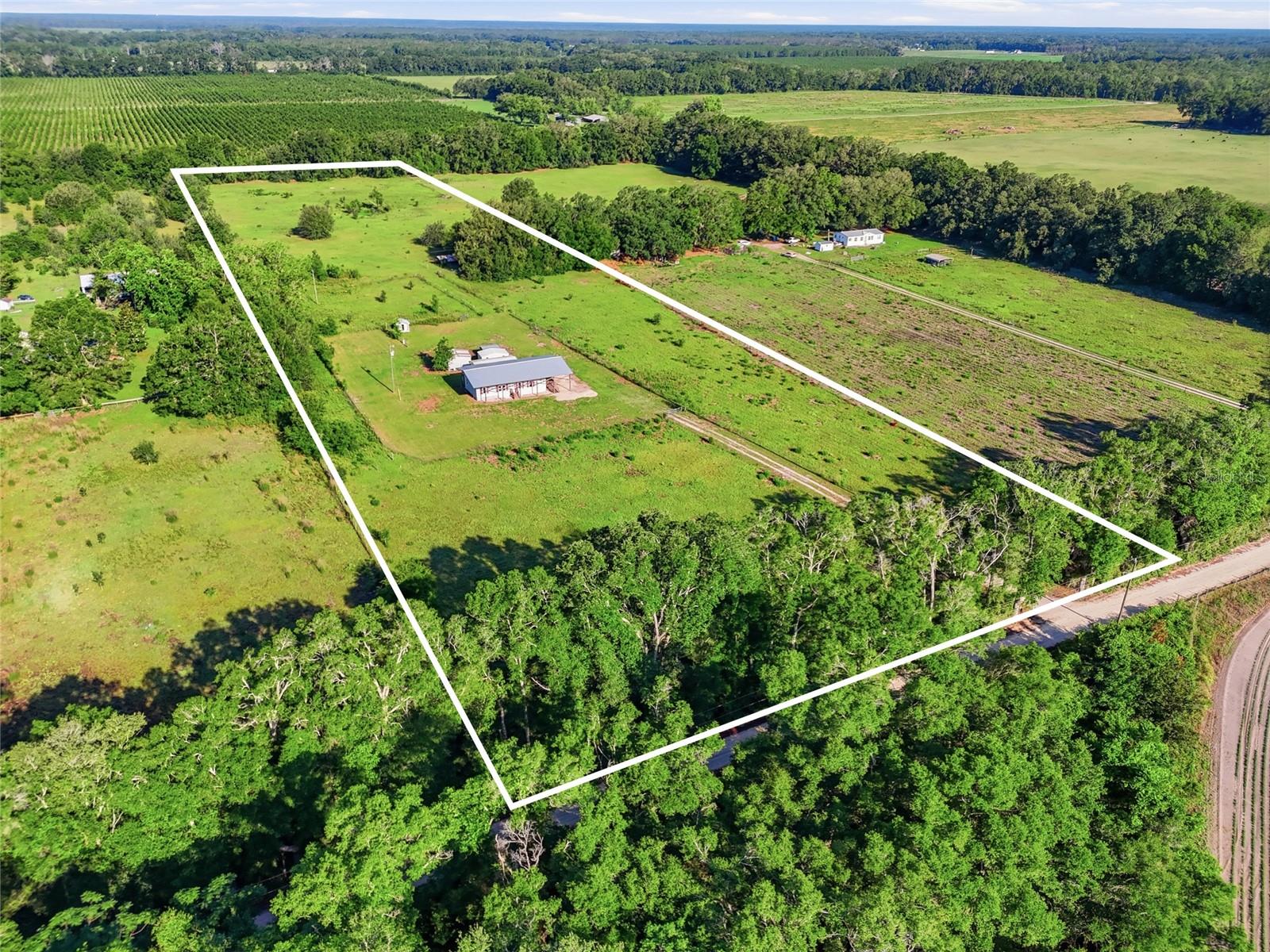 125 NW 40TH AVE, BELL, FL, 32619
