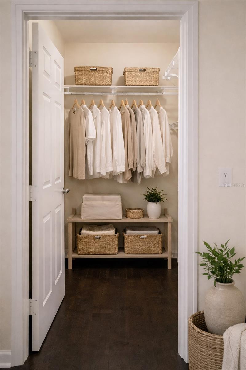 713 CREST PINES DR #216, ORLANDO, FL, 32828