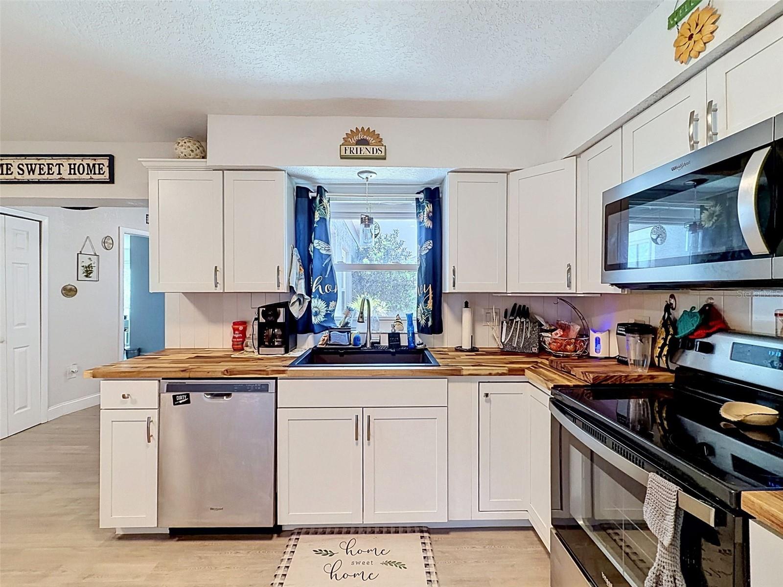 13944 1ST ST, DADE CITY, FL, 33525