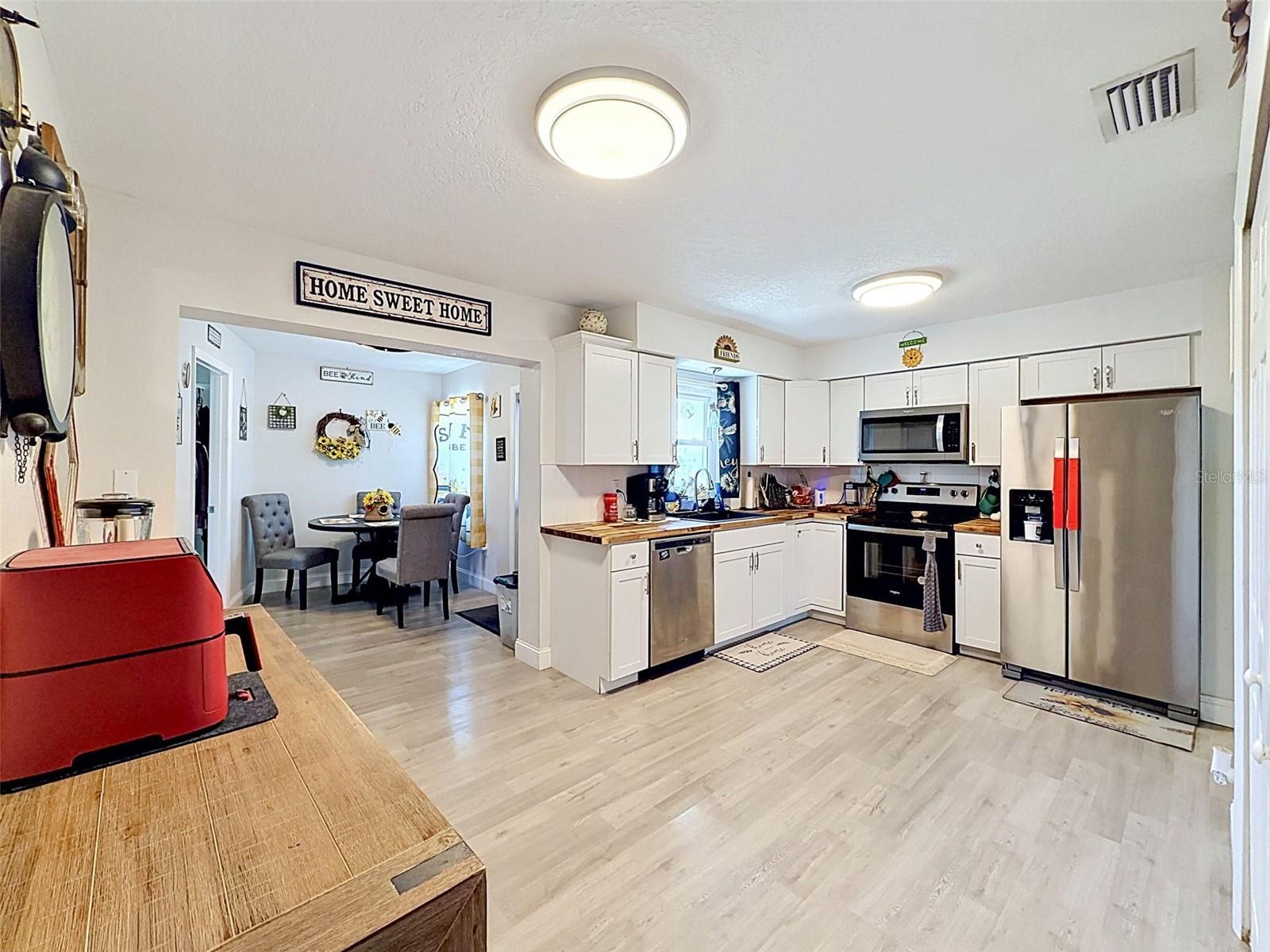 13944 1ST ST, DADE CITY, FL, 33525