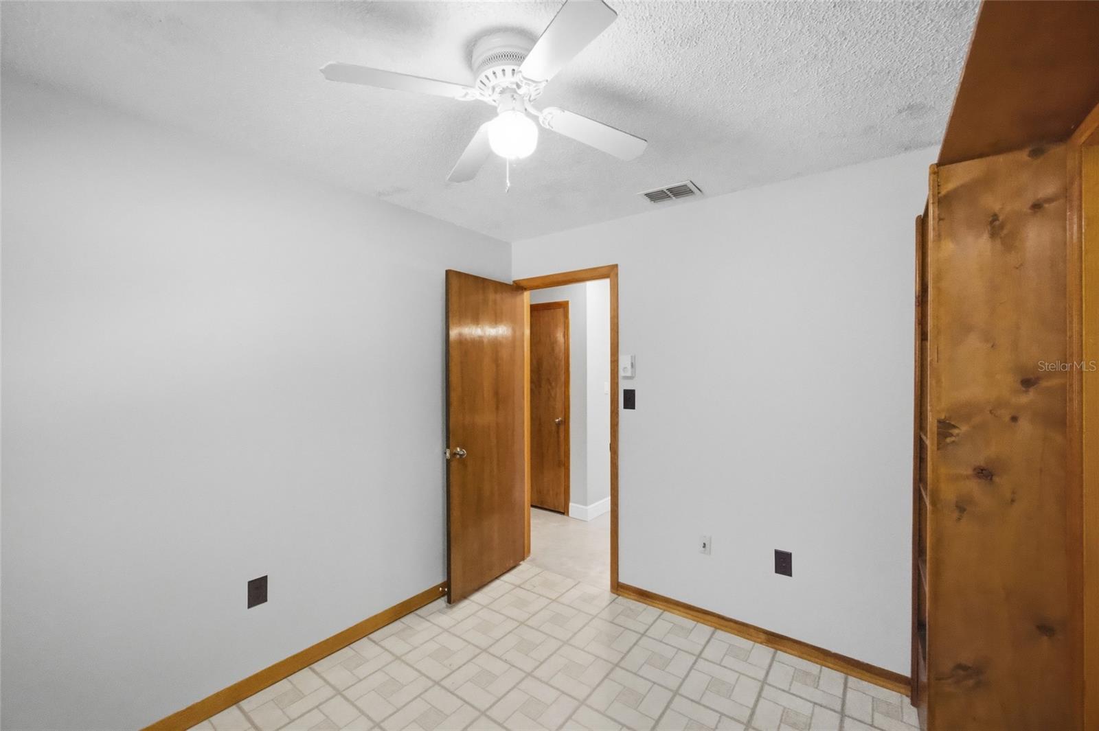 15700 DOE TRL, BROOKSVILLE, FL, 34601