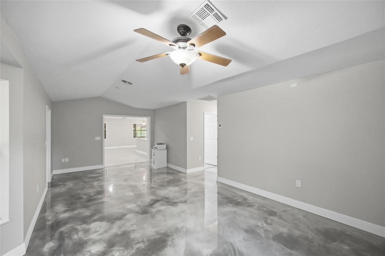 15700 DOE TRL, BROOKSVILLE, FL, 34601