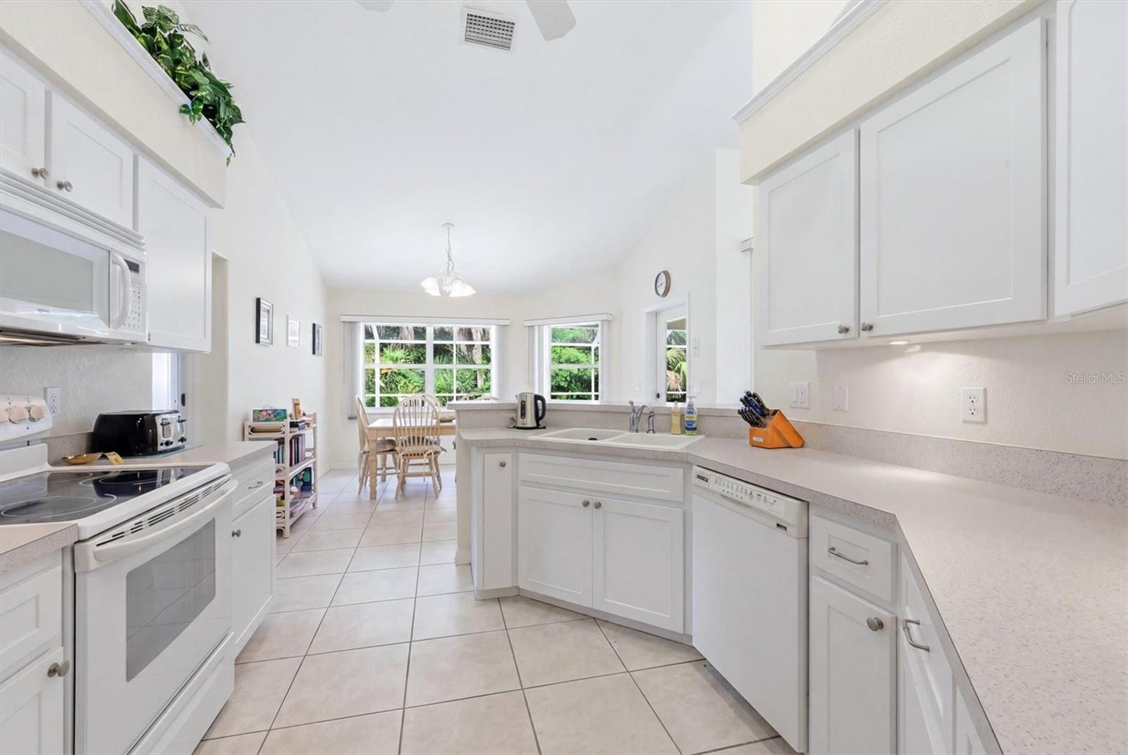764 ROTONDA CIR, ROTONDA WEST, FL, 33947