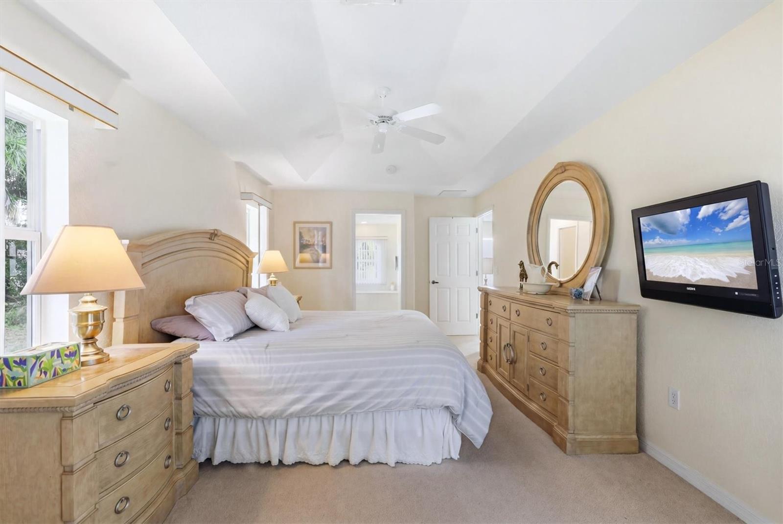 764 ROTONDA CIR, ROTONDA WEST, FL, 33947