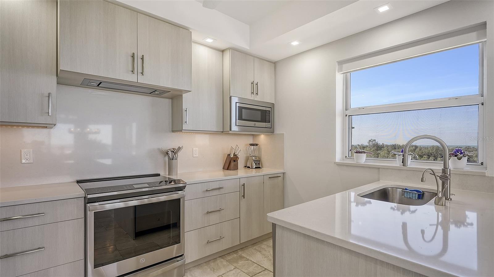 3060 GRAND BAY BLVD #172, LONGBOAT KEY, FL, 34228