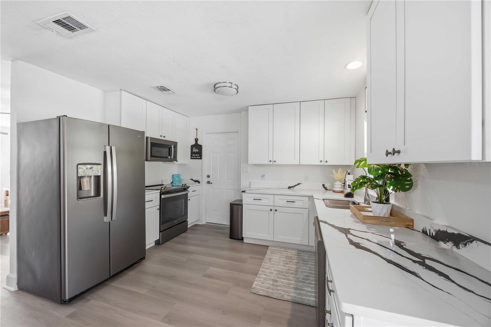 5281 BOYLE TER, PORT CHARLOTTE, FL, 33981