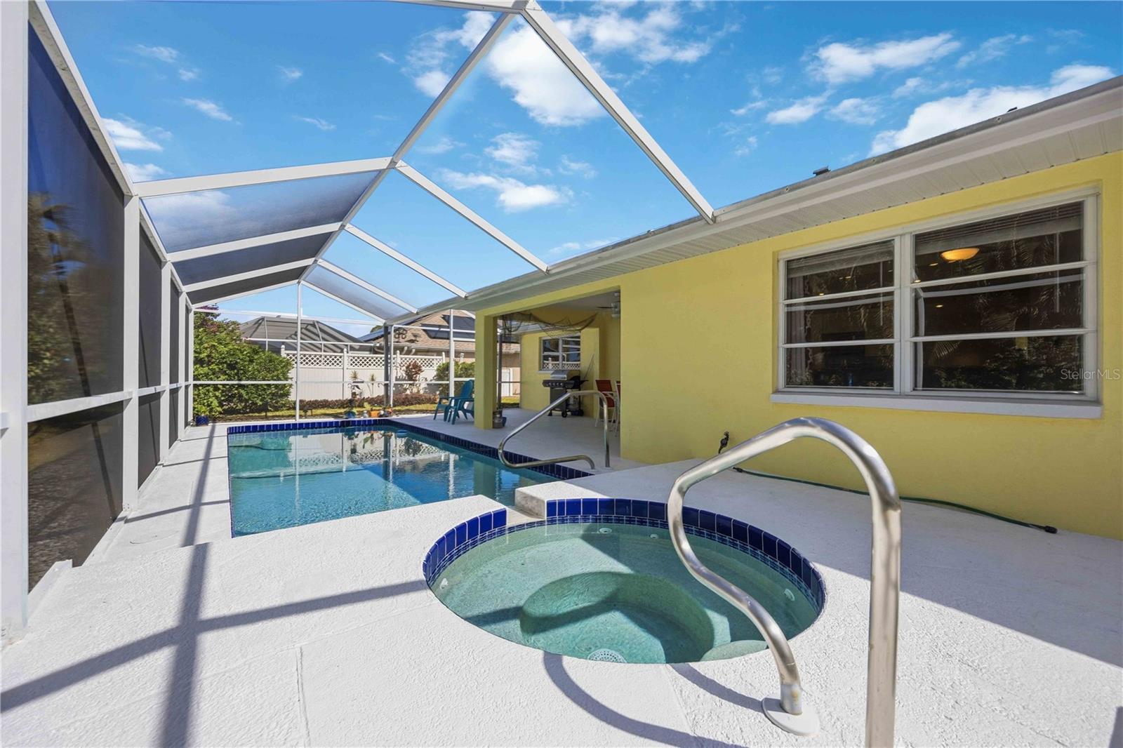 15 MARINER LN, ROTONDA WEST, FL, 33947