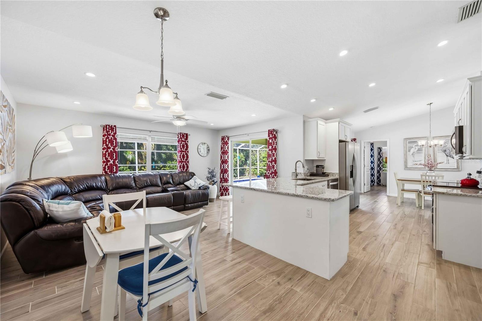 15 MARINER LN, ROTONDA WEST, FL, 33947