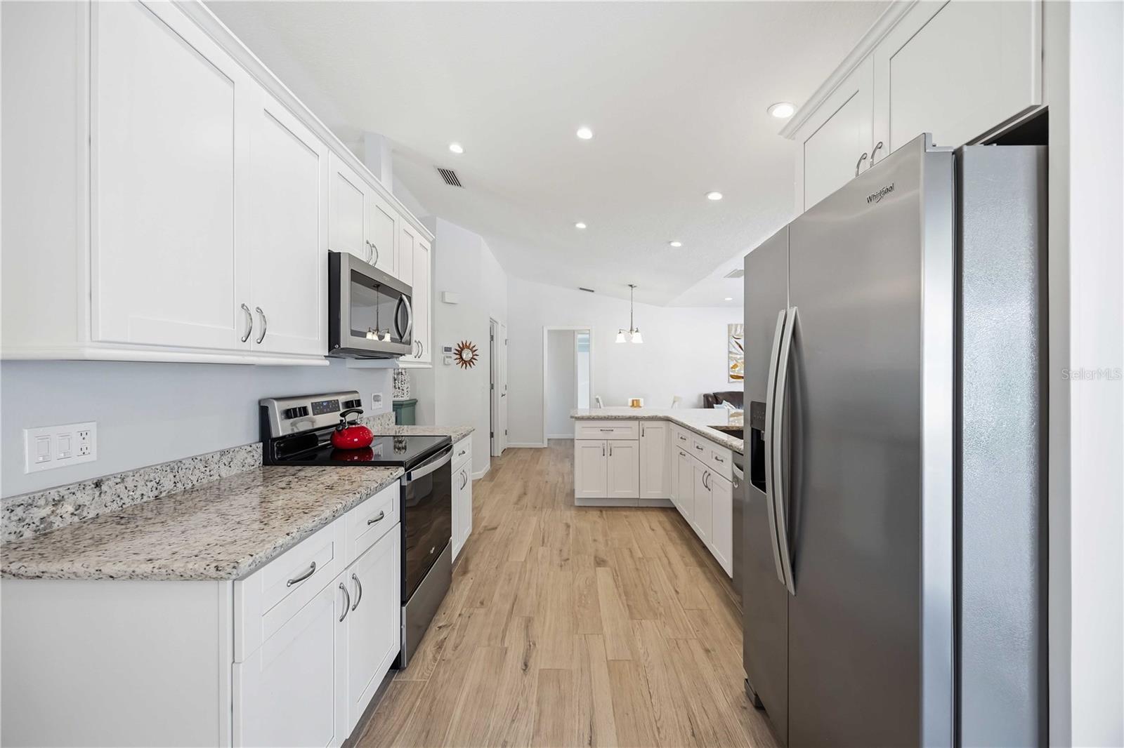 15 MARINER LN, ROTONDA WEST, FL, 33947