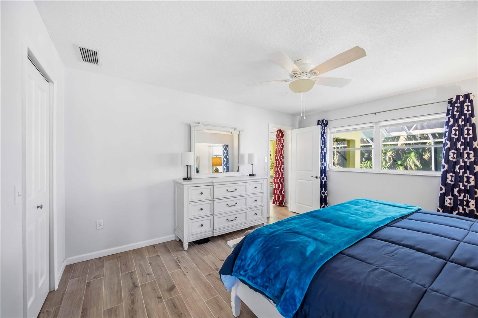 15 MARINER LN, ROTONDA WEST, FL, 33947