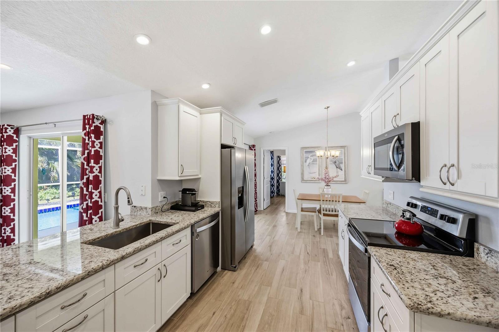 15 MARINER LN, ROTONDA WEST, FL, 33947