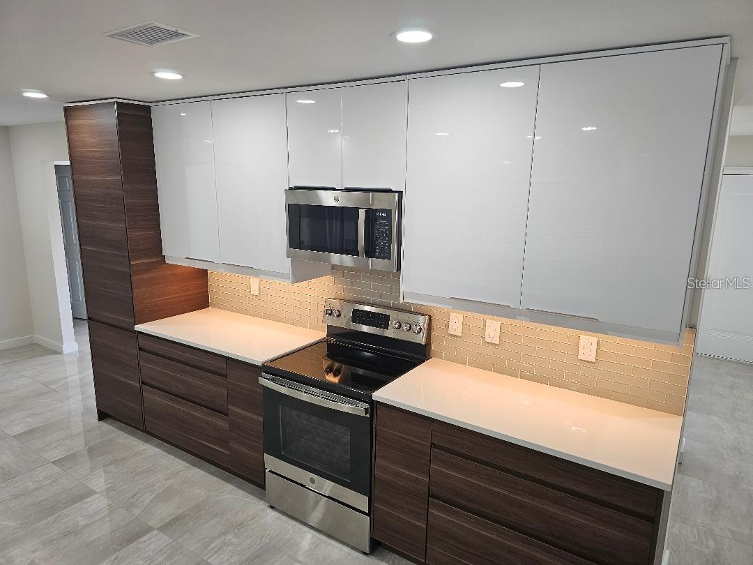 1208 76TH ST NW, BRADENTON, FL, 34209