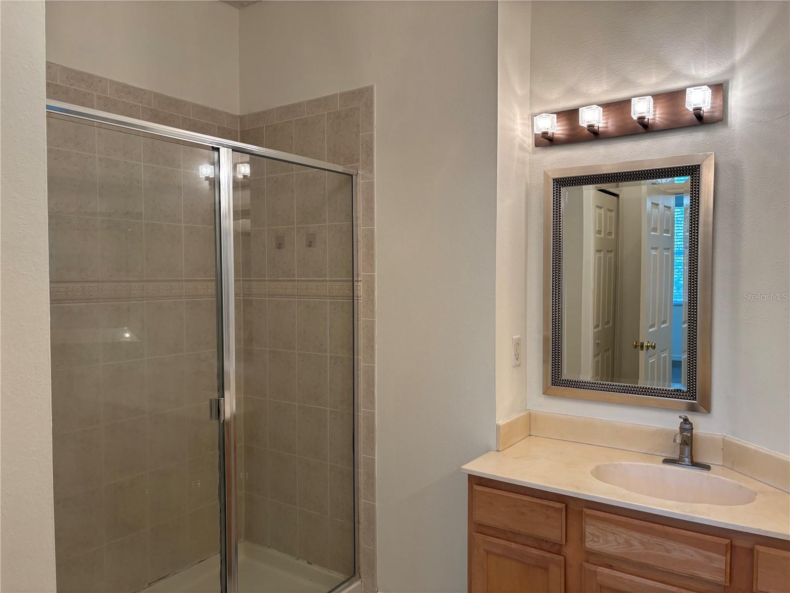 3429 PARKRIDGE CIR #19-103, SARASOTA, FL, 34243