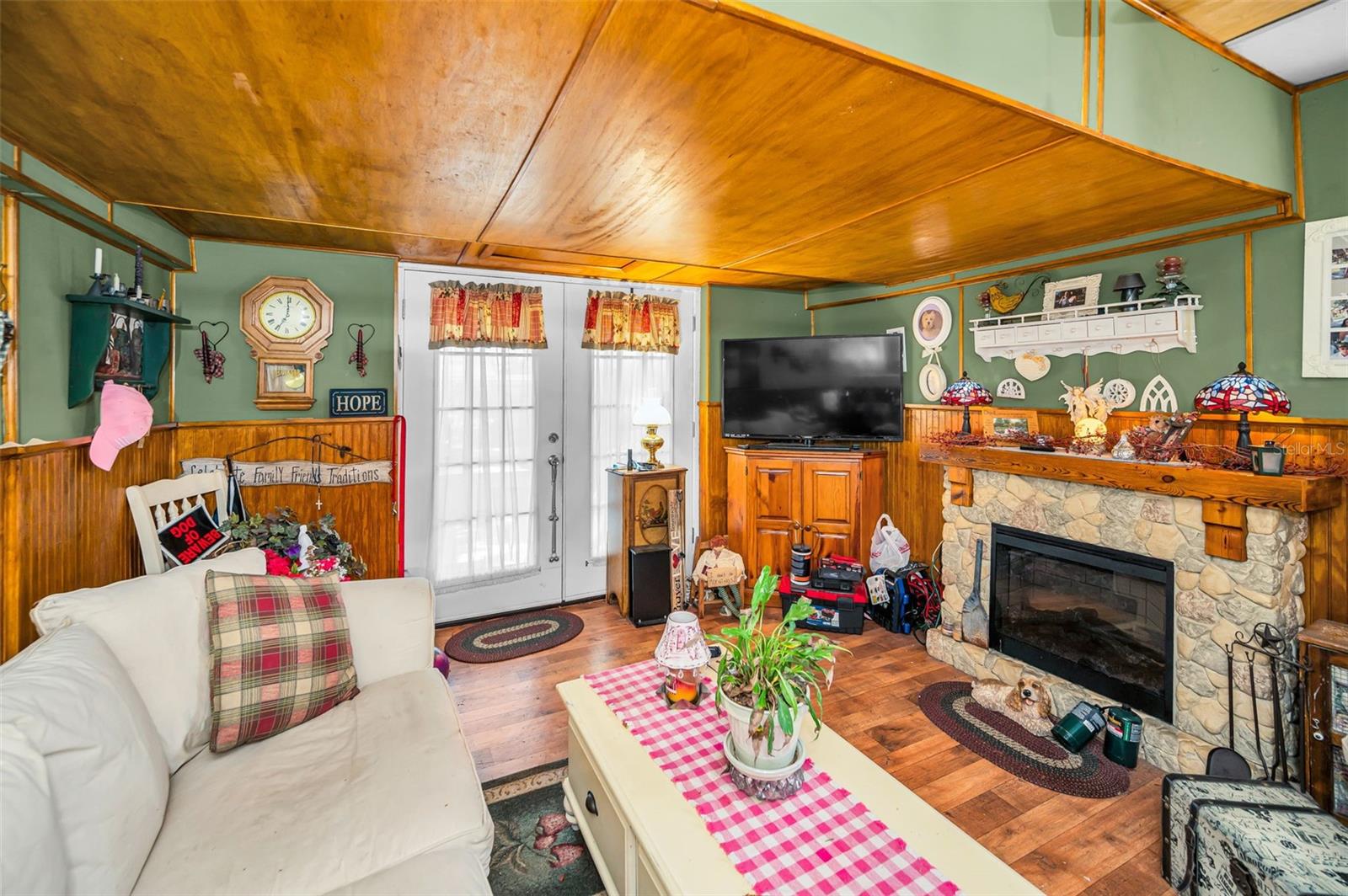 2876 30TH AVE N, ST PETERSBURG, FL, 33713