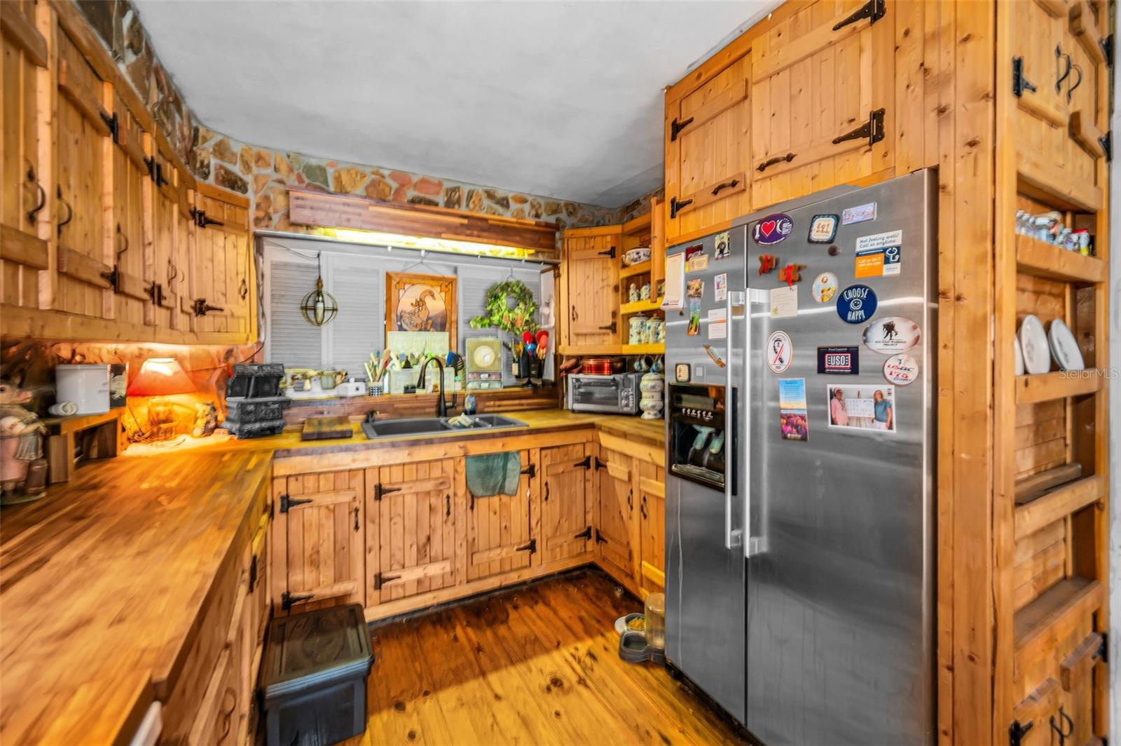 2876 30TH AVE N, ST PETERSBURG, FL, 33713