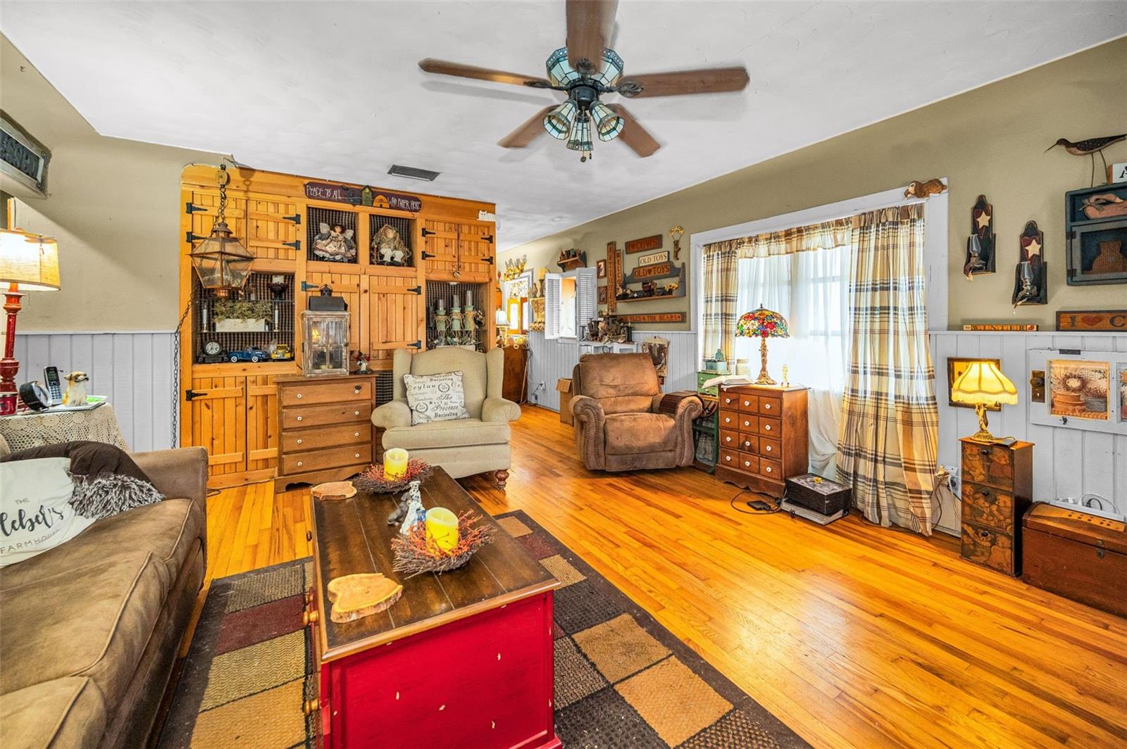 2876 30TH AVE N, ST PETERSBURG, FL, 33713