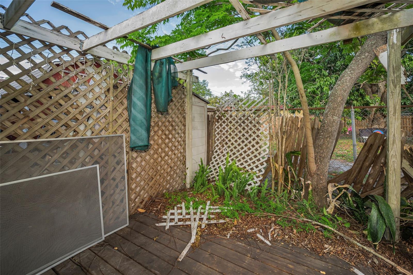 2876 30TH AVE N, ST PETERSBURG, FL, 33713