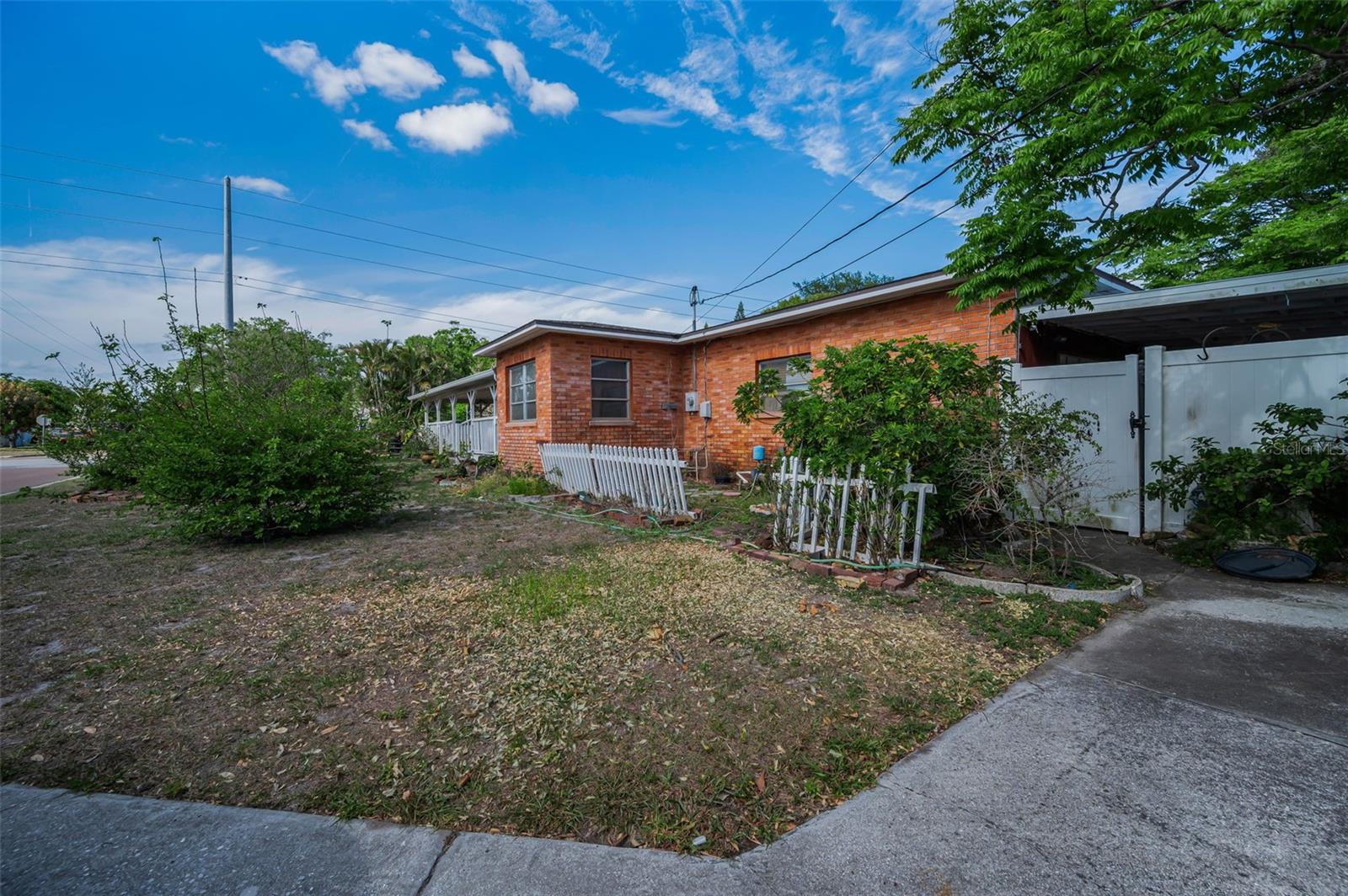 2876 30TH AVE N, ST PETERSBURG, FL, 33713