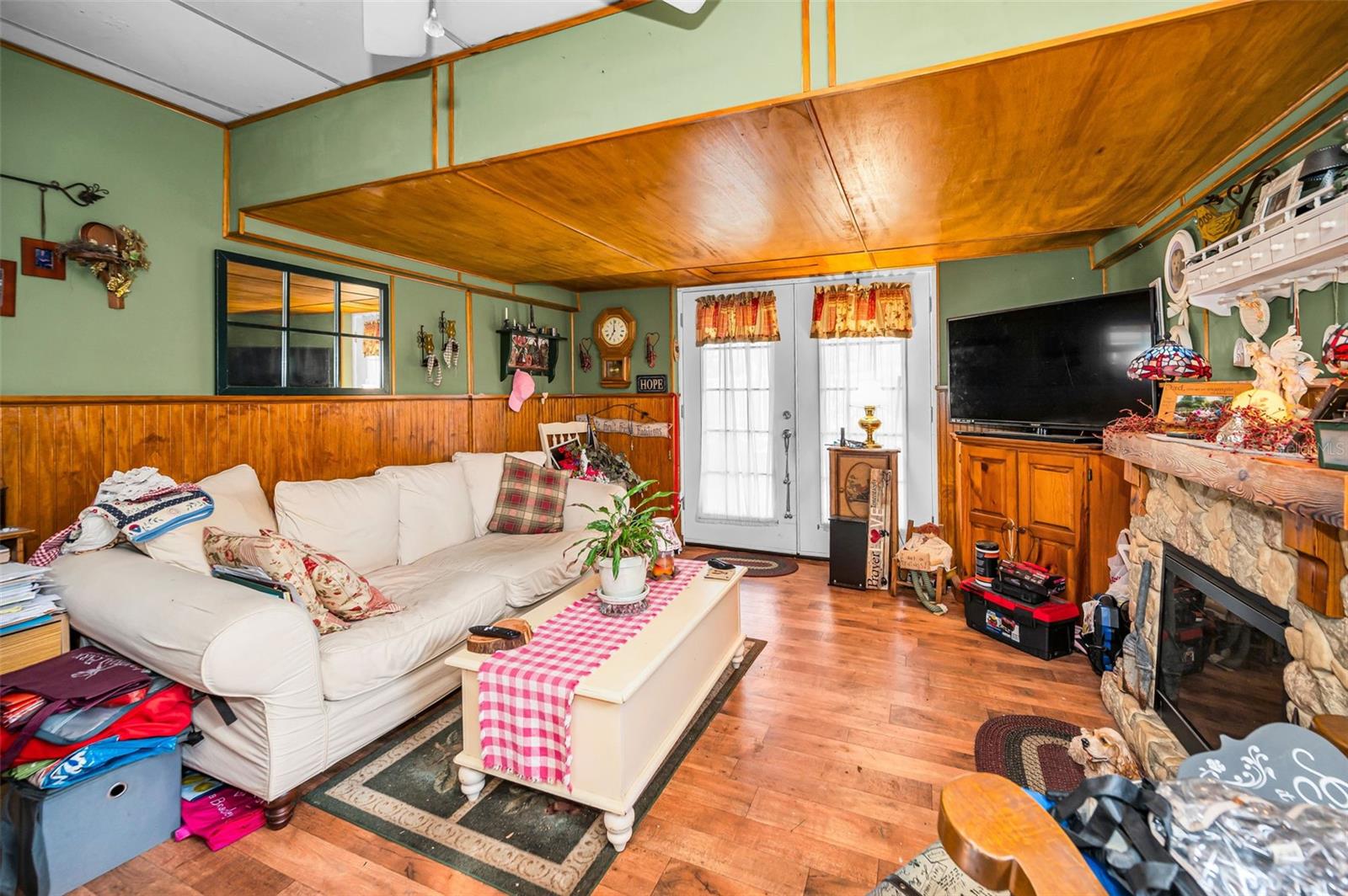 2876 30TH AVE N, ST PETERSBURG, FL, 33713