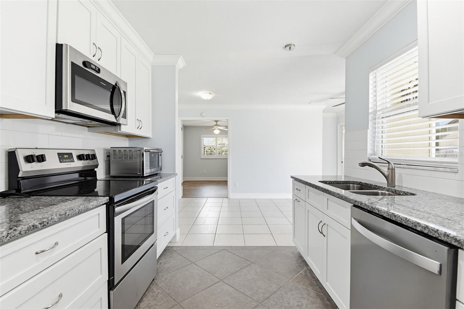 40 CUNNINGHAM DR, NEW SMYRNA BEACH, FL, 32168