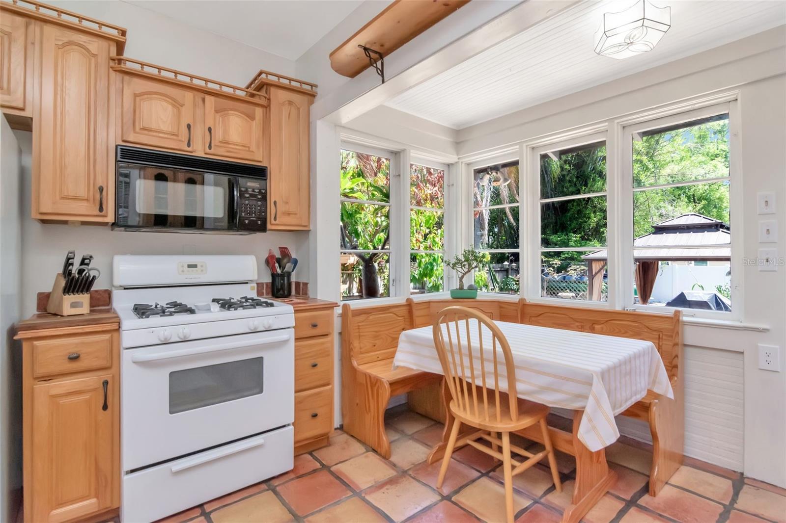 220 W FERN ST, TAMPA, FL, 33604