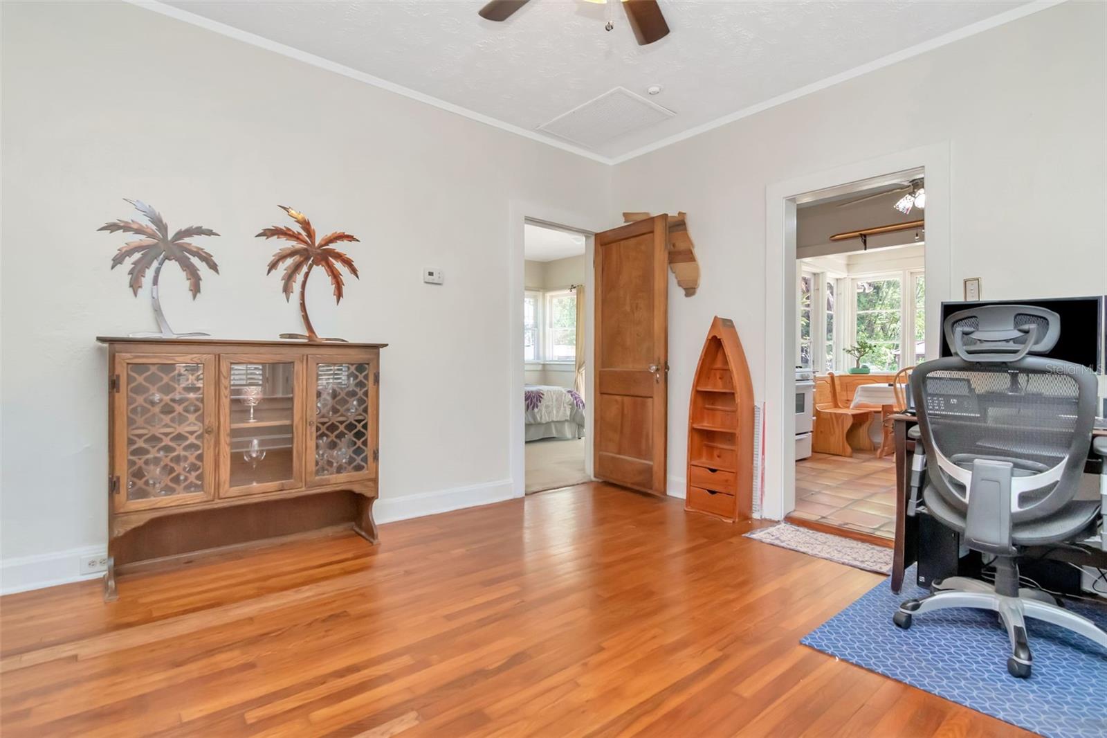 220 W FERN ST, TAMPA, FL, 33604