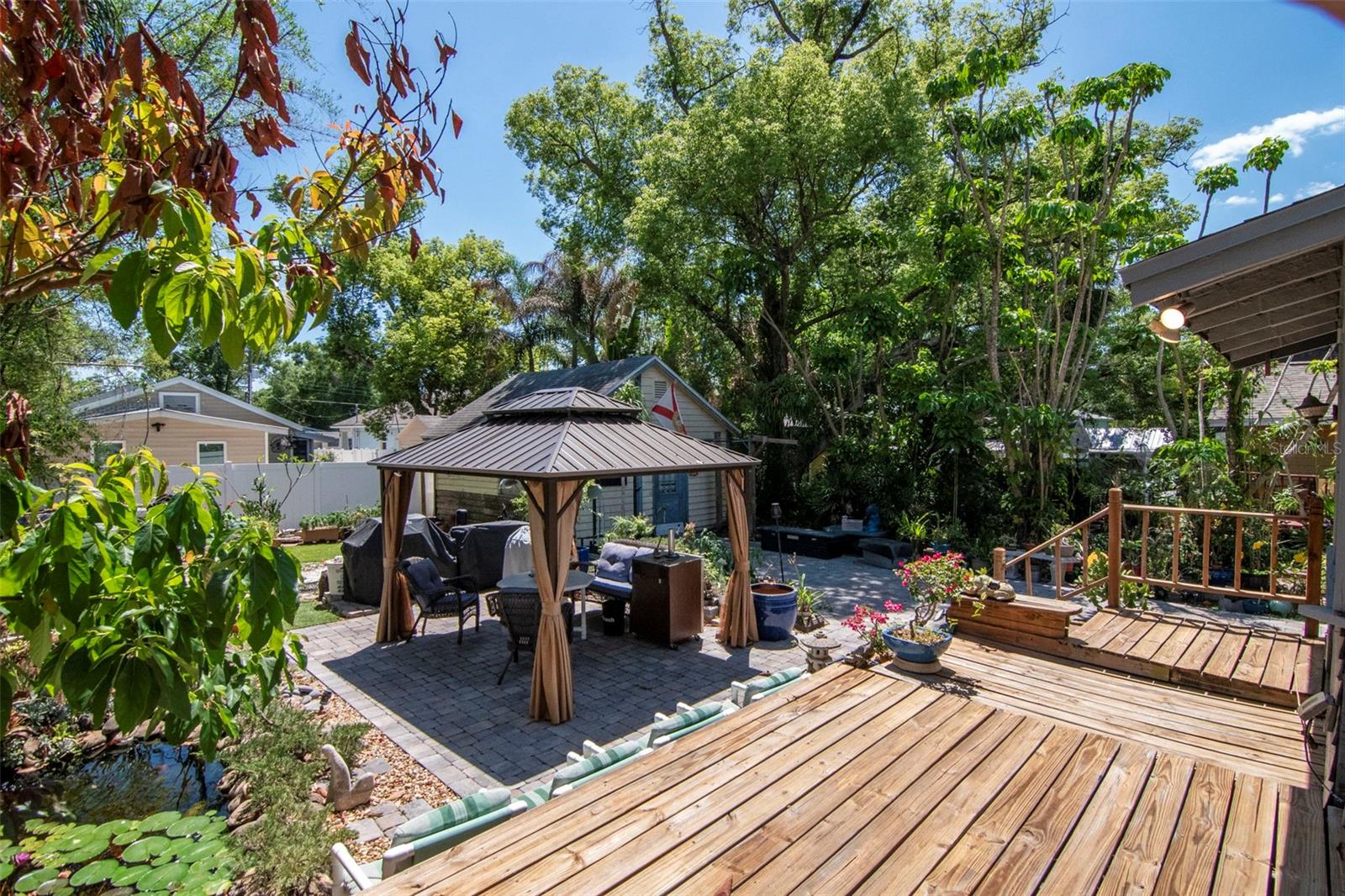 220 W FERN ST, TAMPA, FL, 33604