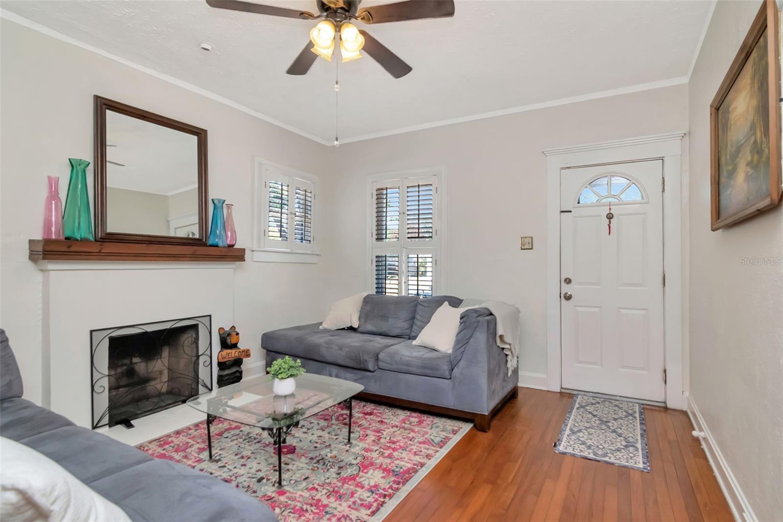 220 W FERN ST, TAMPA, FL, 33604