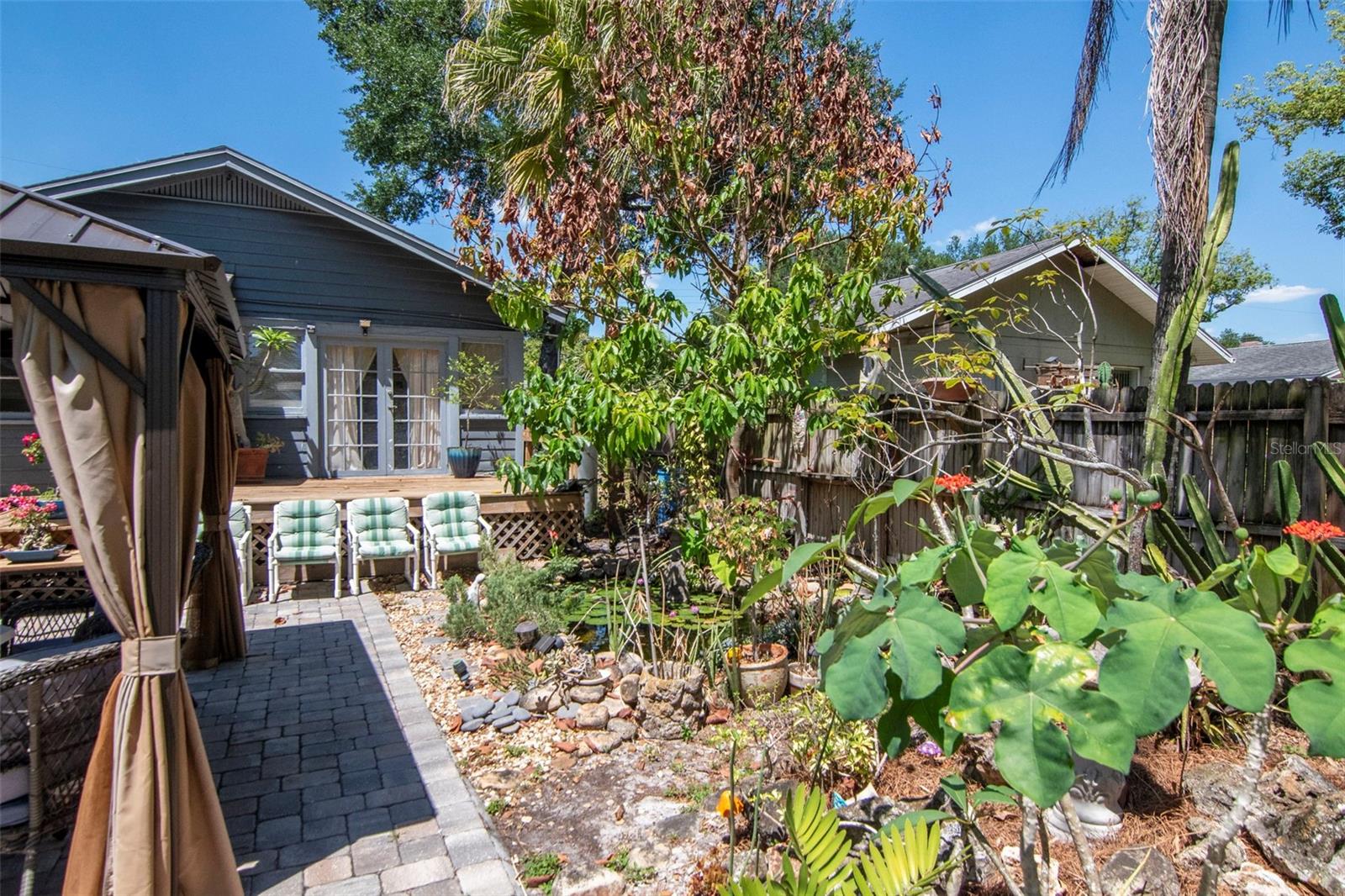 220 W FERN ST, TAMPA, FL, 33604