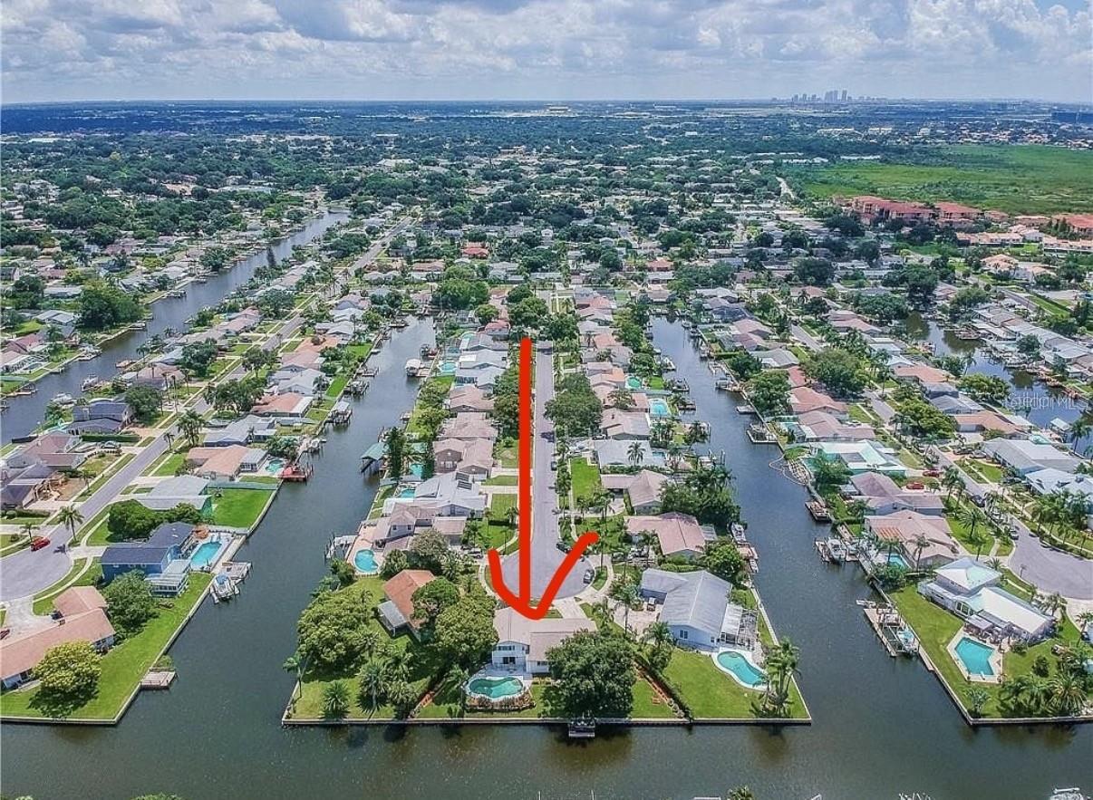 8728 COBBLESTONE DR, TAMPA, FL, 33615