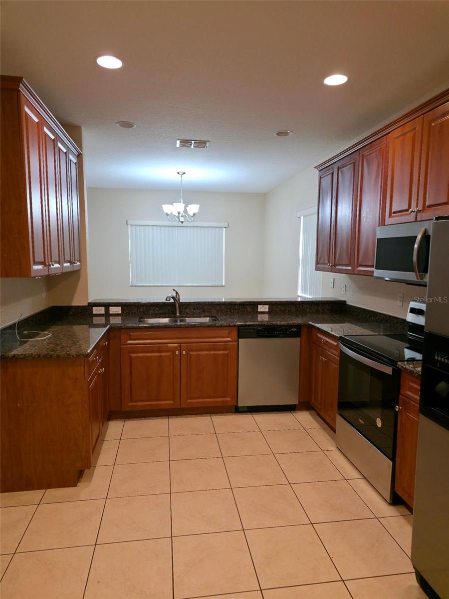 1110 CHERVIL DR, KISSIMMEE, FL, 34759