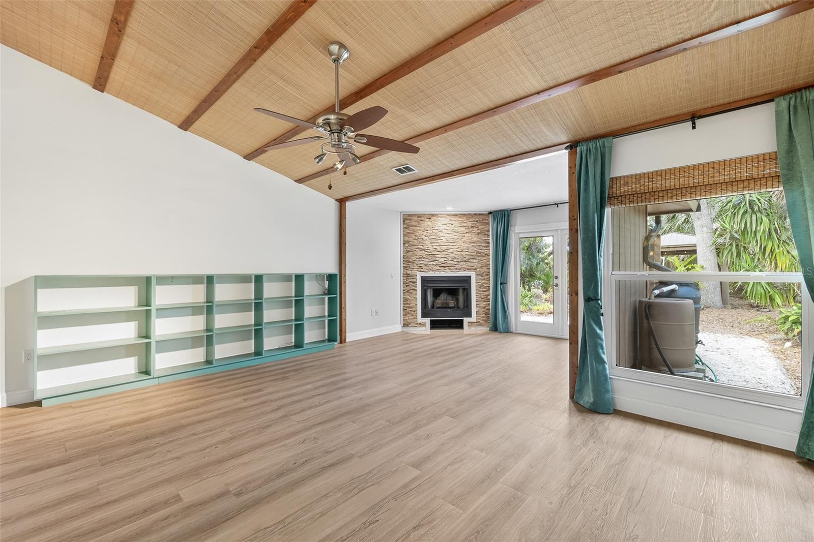 4295 WOODVIEW DR, SARASOTA, FL, 34232