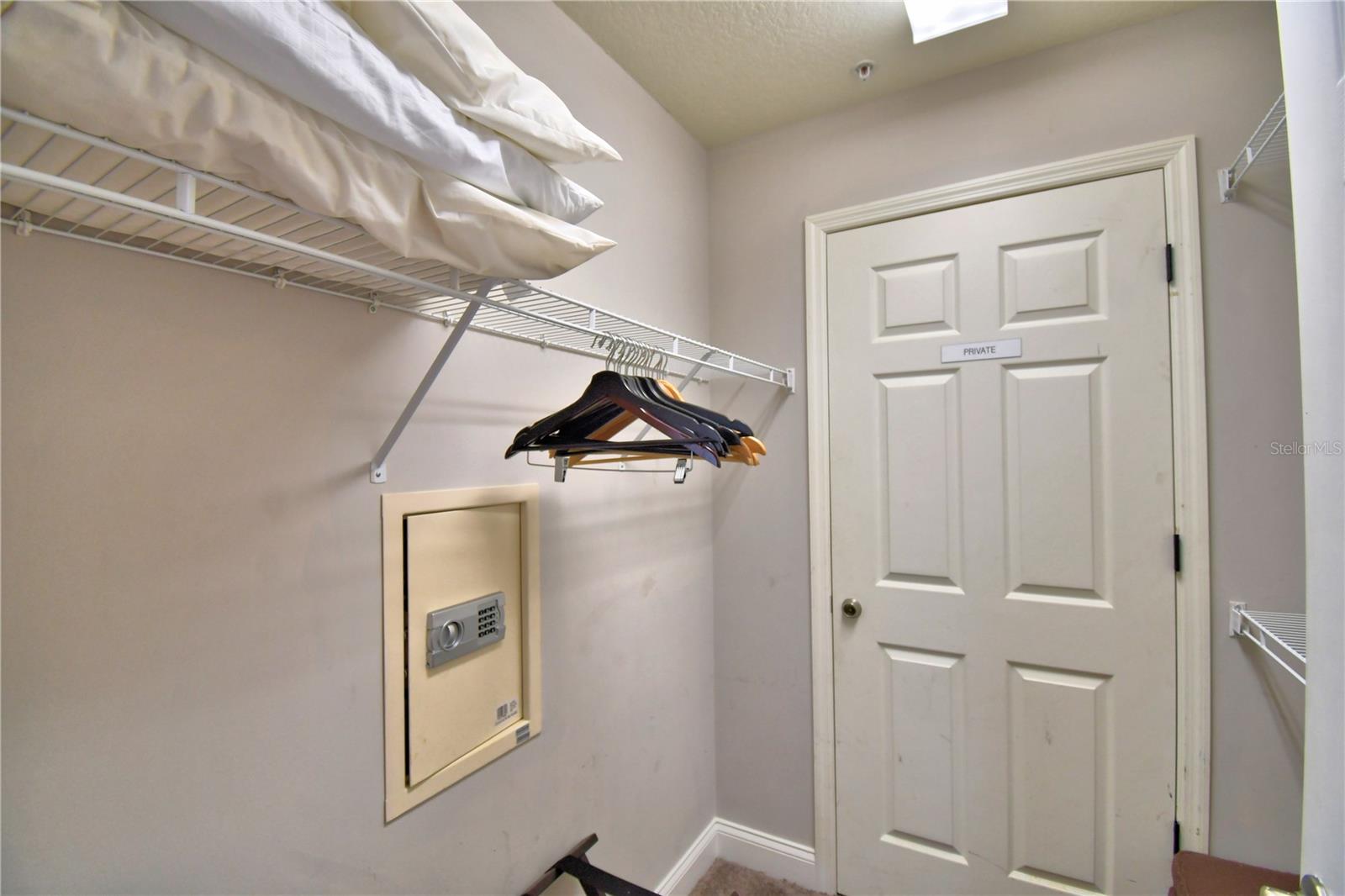 7480 EXCITEMENT DR #102, REUNION, FL, 34747