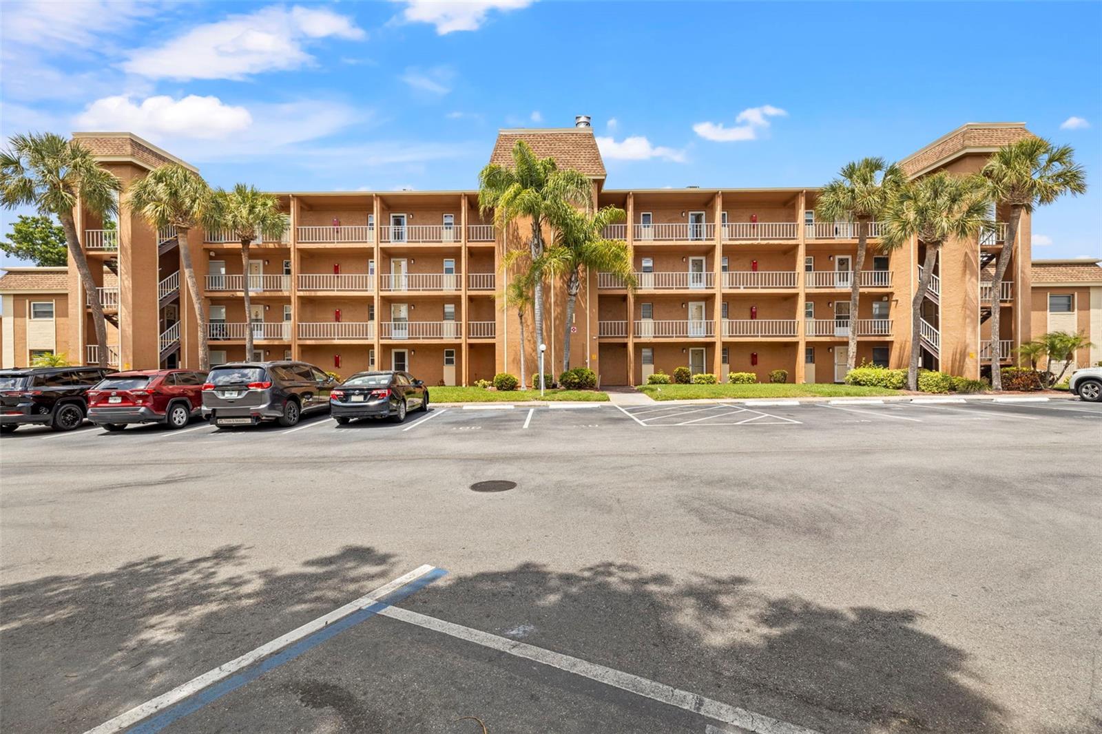 12760 INDIAN ROCKS RD #107, LARGO, FL, 33774