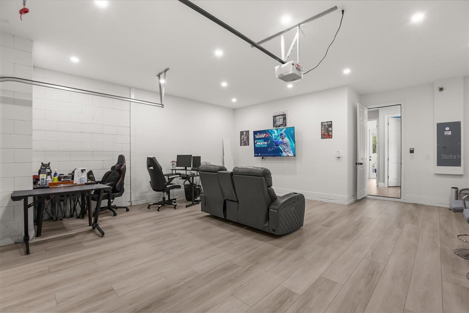 5867 SIERRA CROWN ST, MOUNT DORA, FL, 32757