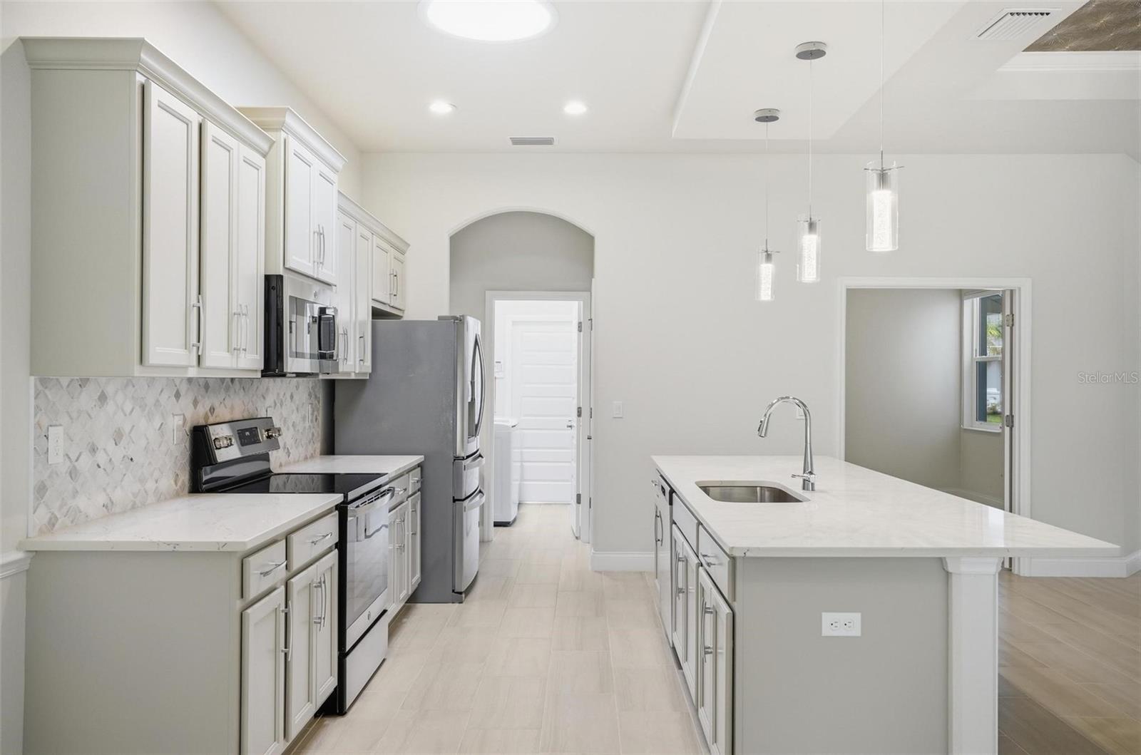 209 HAWTHORN AVE, PALM COAST, FL, 32164