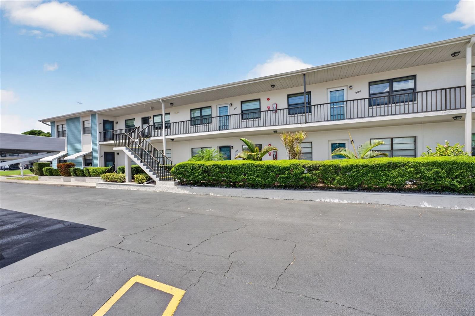 5925 TERRACE PARK DR N #203, ST PETERSBURG, FL, 33709