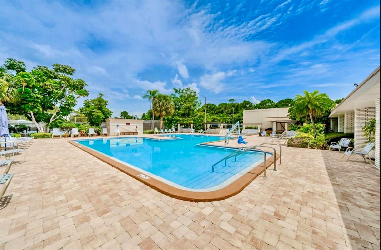 5925 TERRACE PARK DR N #203, ST PETERSBURG, FL, 33709