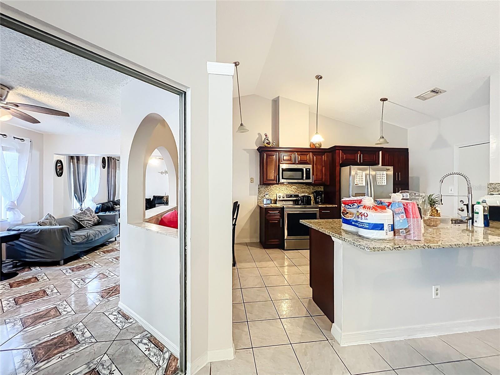 6619 HIAWASSEE MEADOWS DR, ORLANDO, FL, 32818