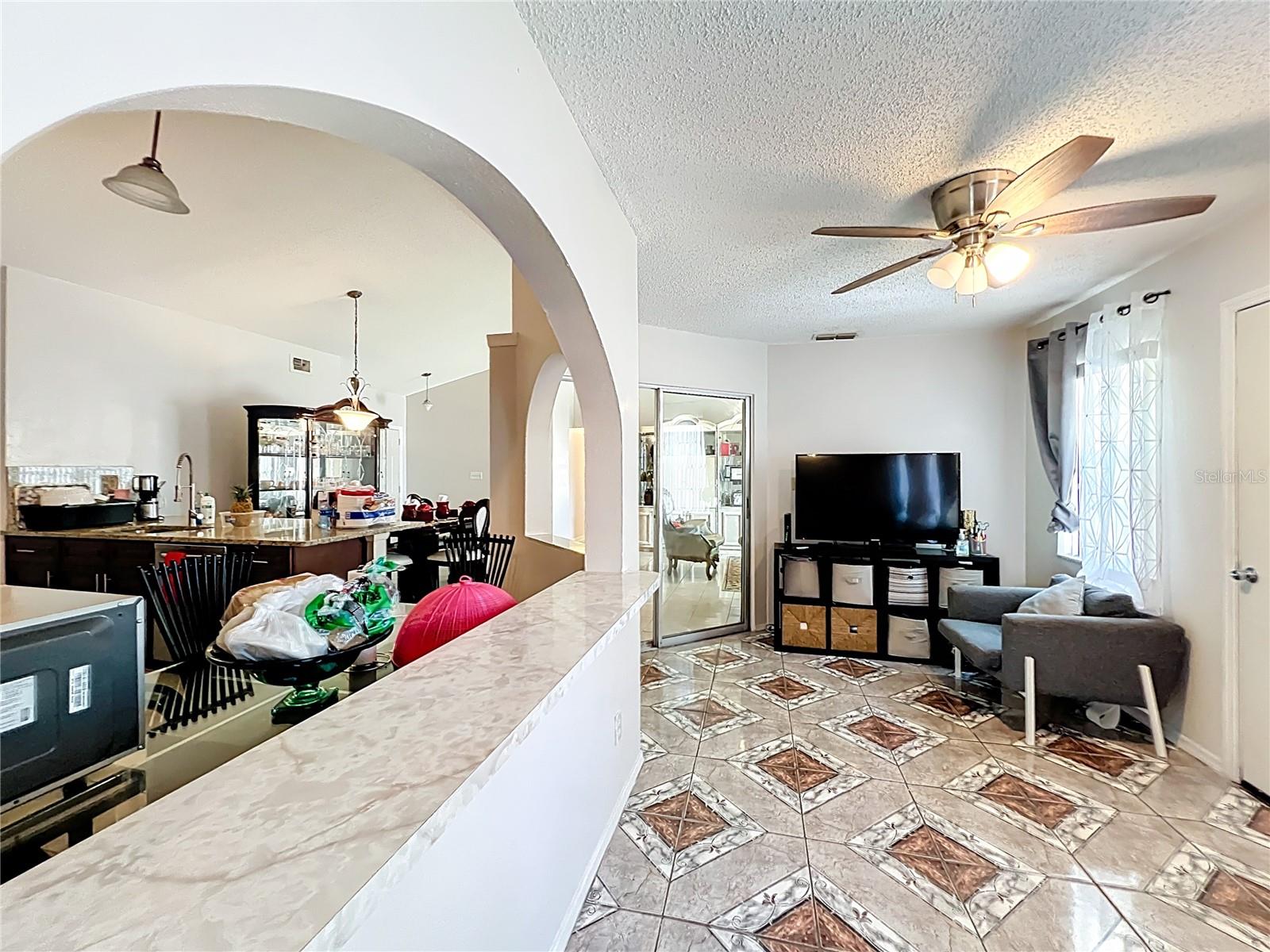 6619 HIAWASSEE MEADOWS DR, ORLANDO, FL, 32818